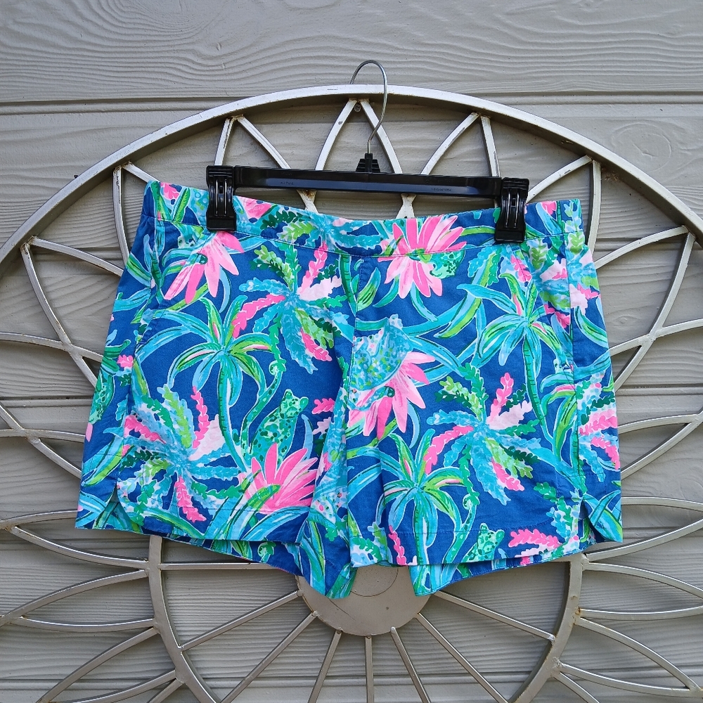 Lilly Pulitzer Women’s Tropical Print Blue Shorts - Pink & Green Floral